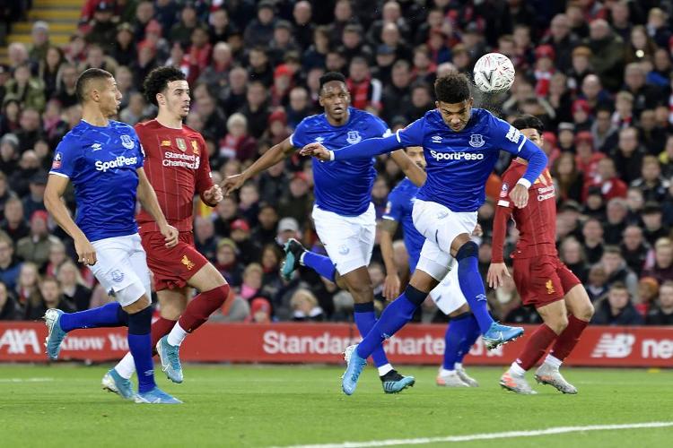 关于尤尔曼德的勒沃库森：1、核心阵型为4-2-3...