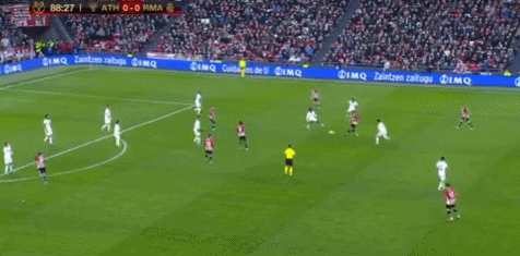 【日职】松田宣浩惊喜现身CS开球 鹰迷激动高喊「欢迎回来！」｜日本职棒